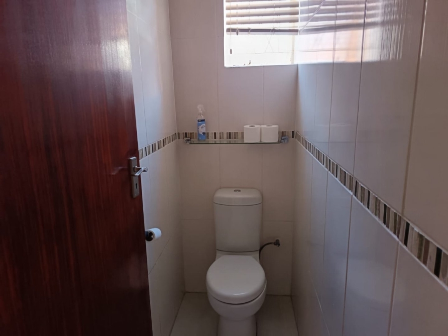 2 Bedroom Property for Sale in Belgravia Northern Cape